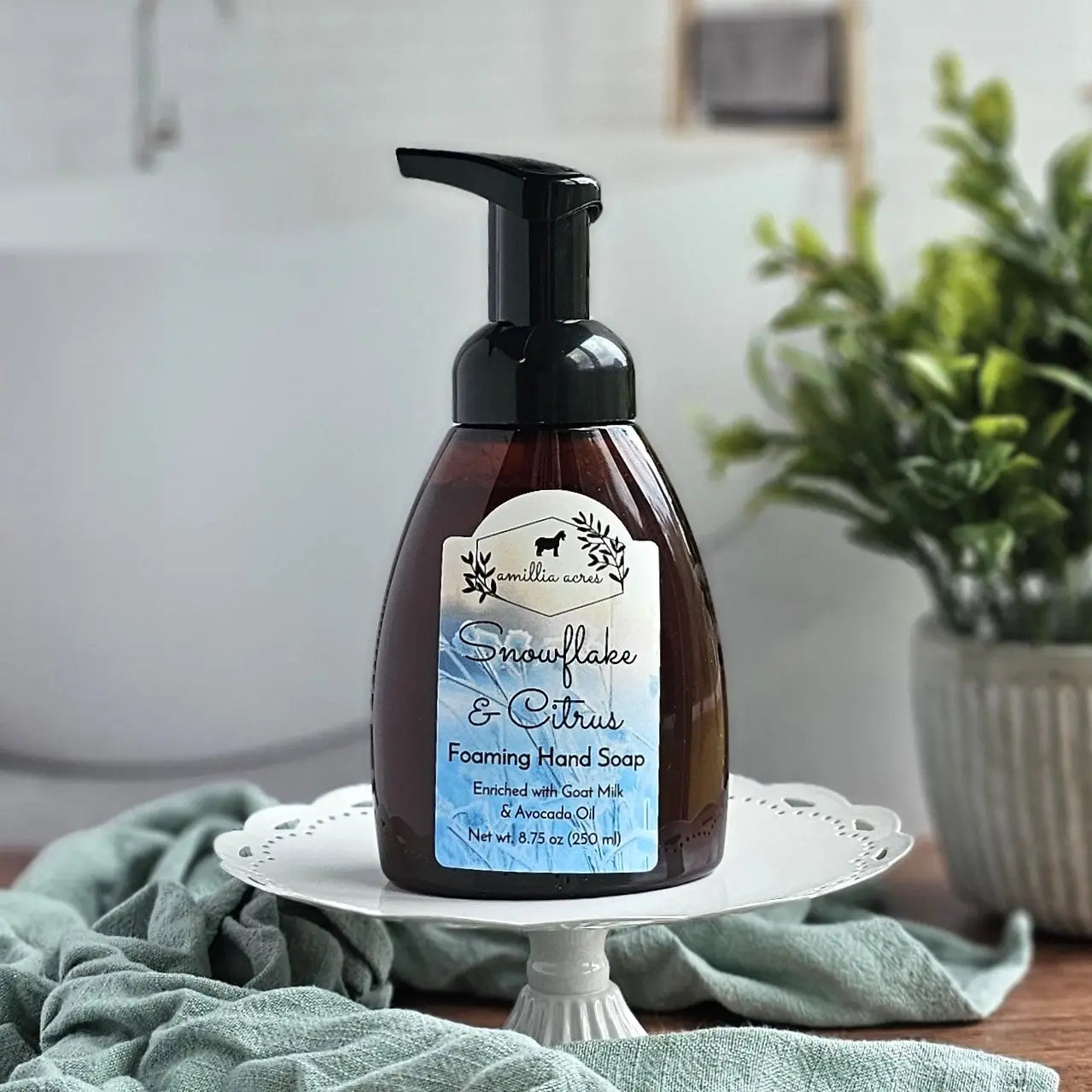 Snowflake & Citrus Goat Milk Foaming Hand Soap – Winter Citrus & Creamy Vanilla