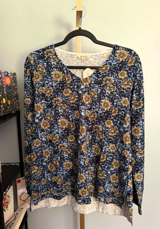 Yak & Yeti Blue Floral Long Sleeve Top- Small