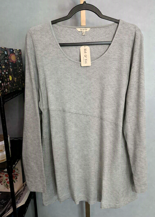 Yak & Yeti Light Gray Long‑Sleeve Top – Size XL