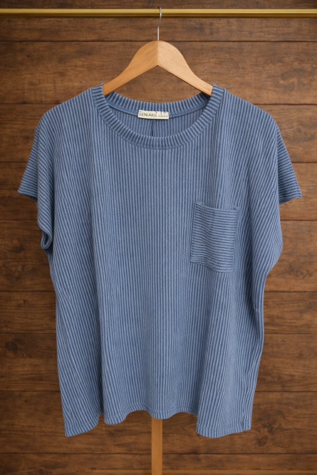 Zenana Ribbed Knit Pocket Top – Size Medium
