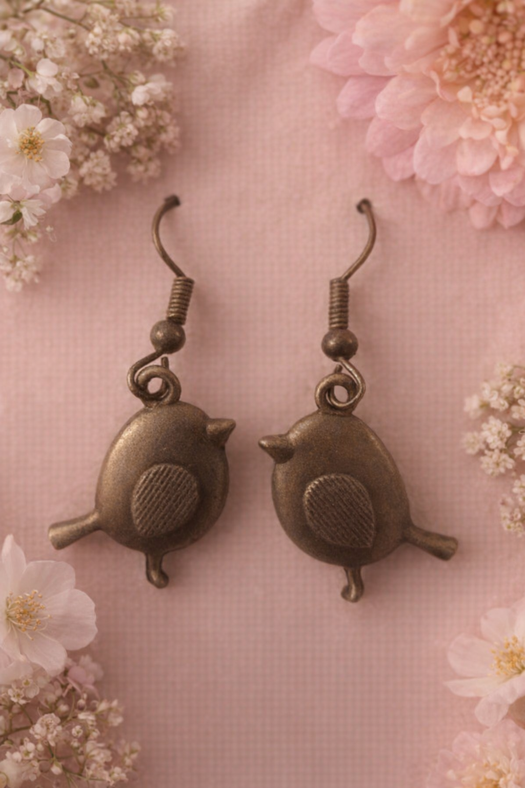 Bronze Bird Earrings – Lightweight Nature‑Inspired Dangle Earrings with Hypoallergenic Hooks