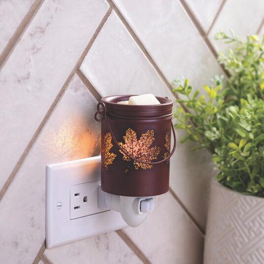 Falling Leaves Pluggable Fragrance Warmer – Rotating Plug + Warming Bulb
