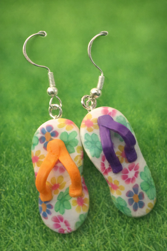 Floral Flip Flop Earrings – Summer Beach Dangle Earrings with Hypoallergenic Hooks