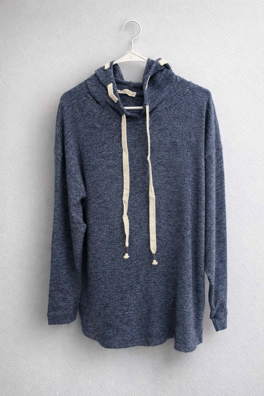 Zenana Heathered Navy Hooded Pullover – Size L/XL